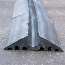 Medium Profile Rubber Pipe Ramp for Roadway