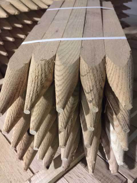 Oak Hub Wood Stakes with Pencil Point